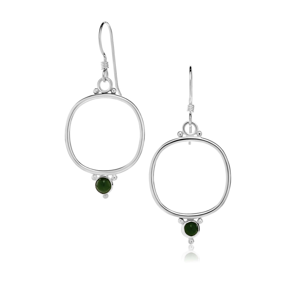 Drop earrings with green jade!