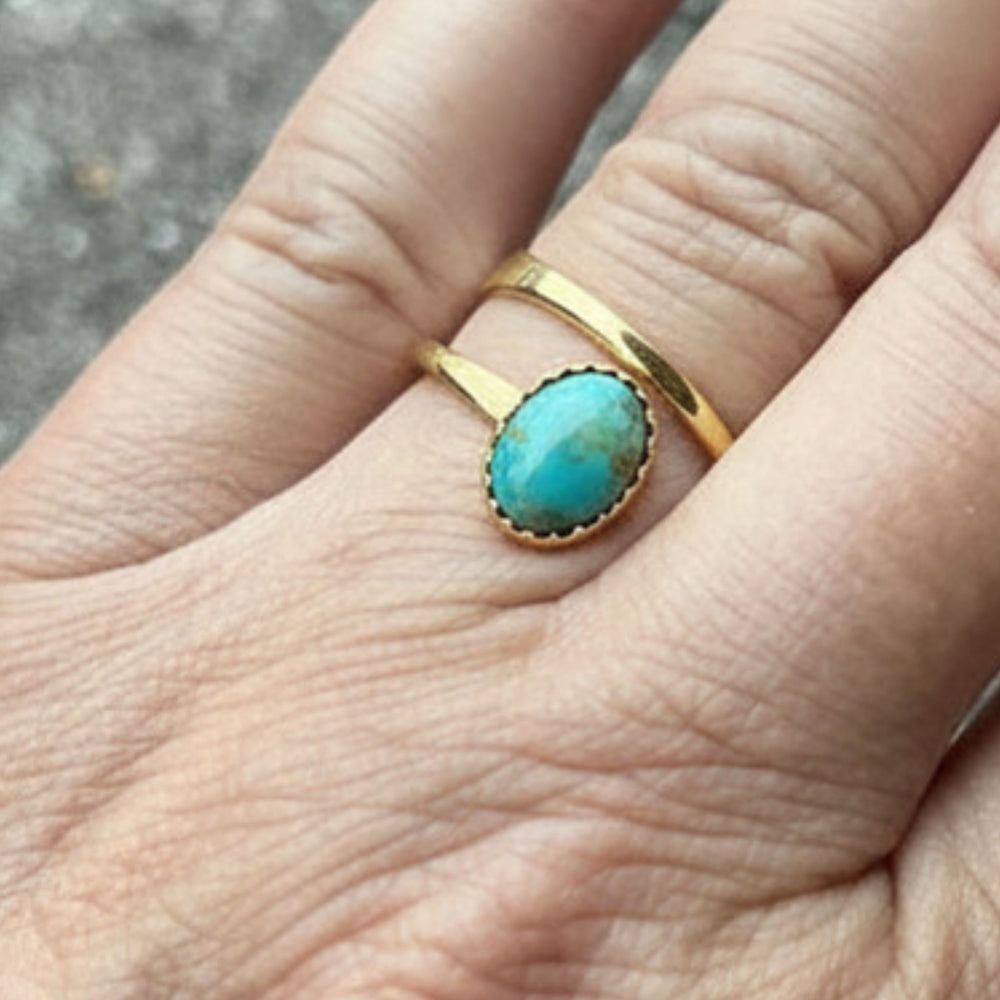 Adjustable Ring - Vertical Oval Stone