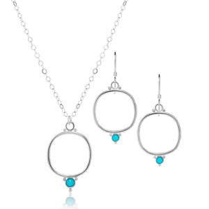 Cushion frame dewdrop set with turquoise.