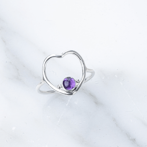 Heart amethyst ring from the top view.
