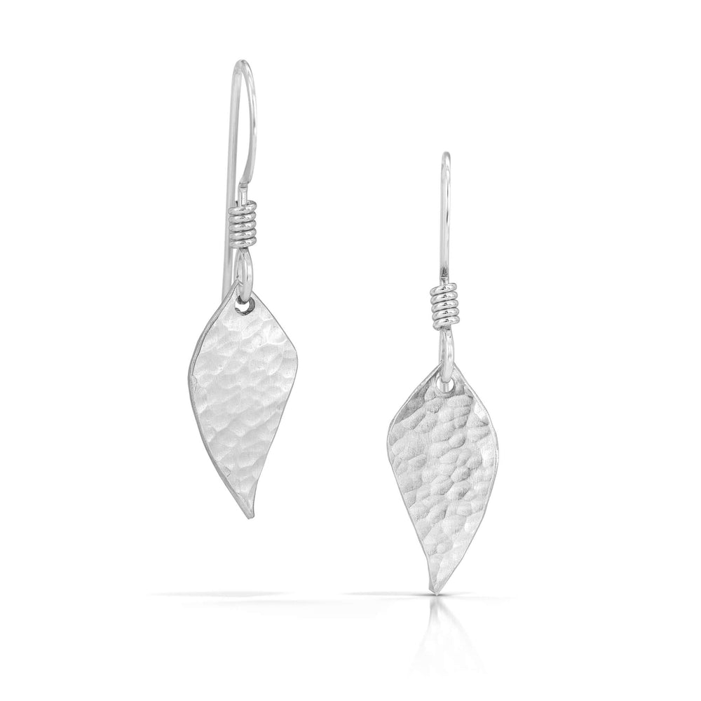 
                
                    Load image into Gallery viewer, Silver leaf earrings.
                
            